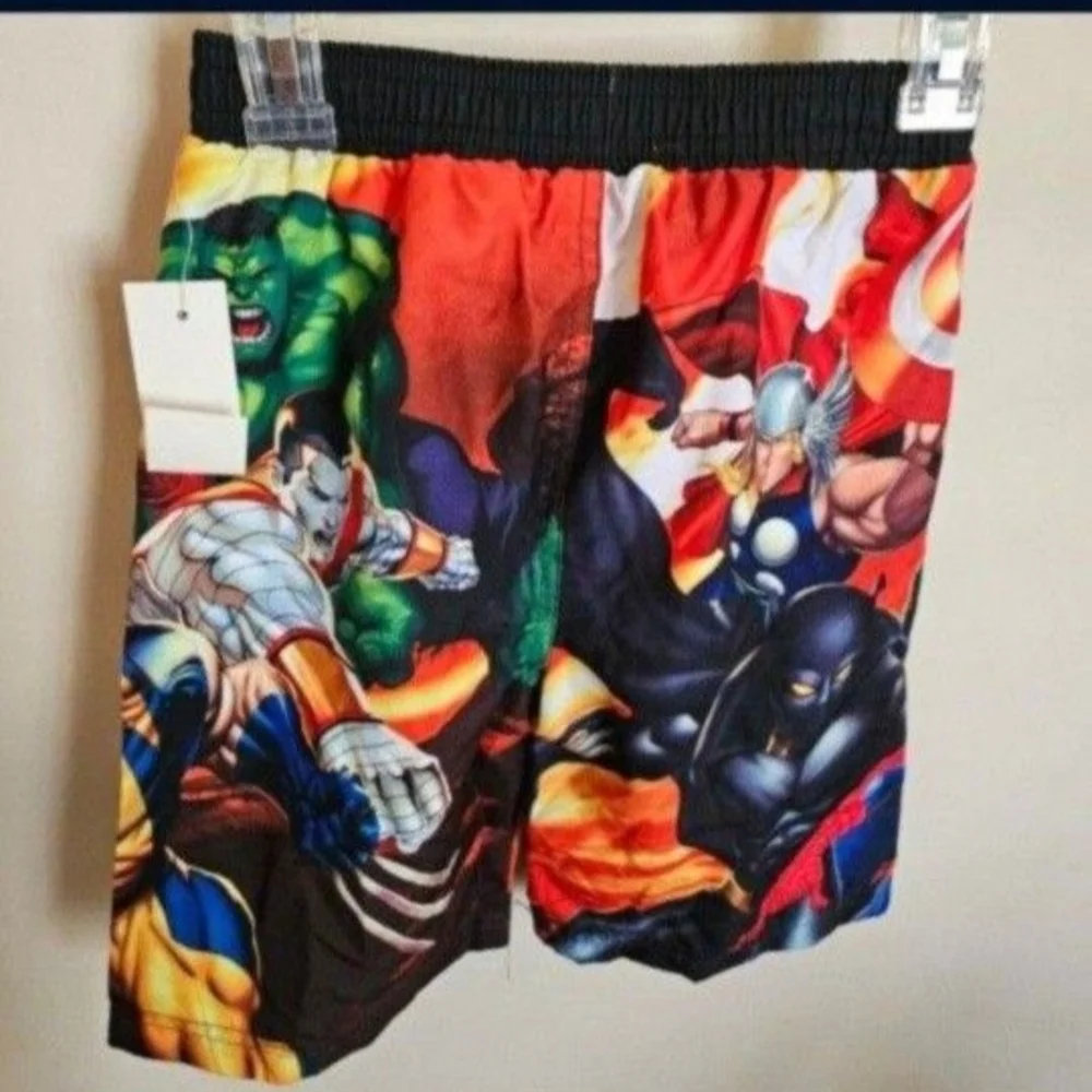 Vibrant Yellow Superhero Shirt And Short Swim Set with Marvel Graphics. Boys 5T - Picture 6 of 6